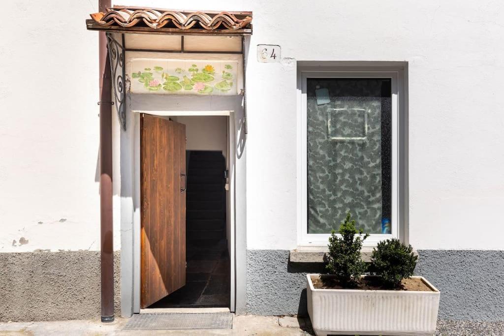 Garibaldi'S Apartment Como Exterior photo